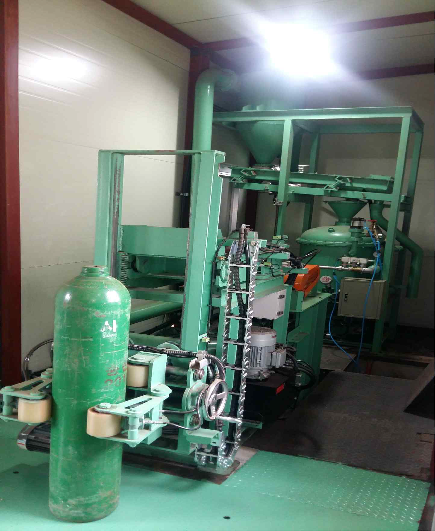 VESSEL INTERNAL DESCALING SHOT M/C